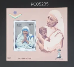 India 1997 Saint Mother Teresa Noble Prize Winner With Child UMM Miniature Sheet PC05235