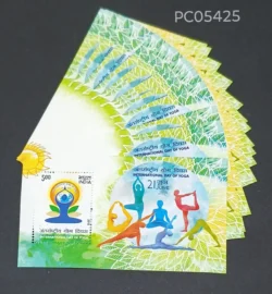 India 2015 International Day of Yoga UMM Lot of 10 Miniature sheet PC05425