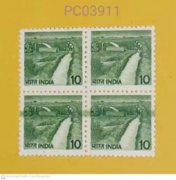 India 1981 10 Minor Irrigation Definitive Block of 4 Error Colour Bar UMM PC03911